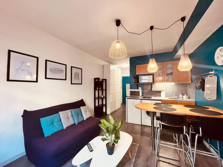 Ferienwohnung Le Jean-Jaures / Joli Studio Nîmes Exterior foto